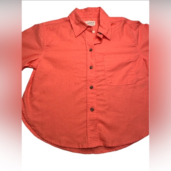 Women's Long Sleeve Button Down Cropped Shirt  Universal Thread Coral - Picture 2 of 9